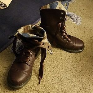 Doc martens combat boots