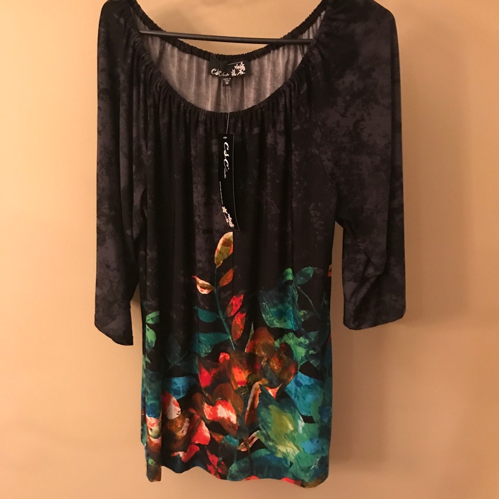 NEW Floral Top - Size Medium