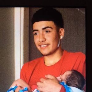 Meet your Posher, Jonatan