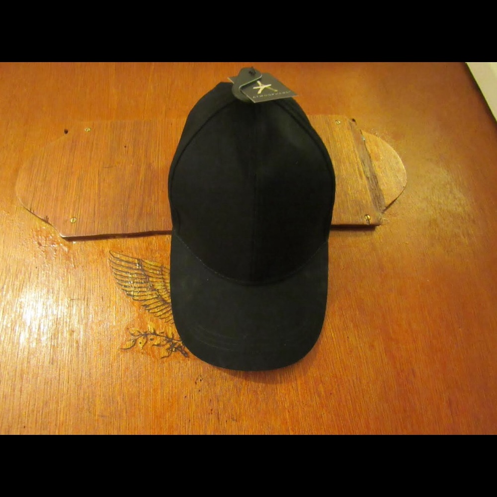 🎩BLACK SNAPBACK🎩