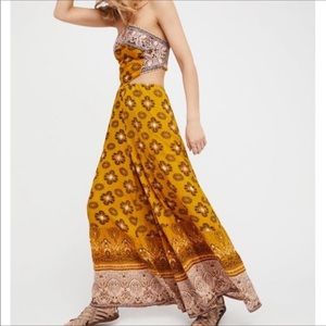 Free People Pants - Free people one piece jumper/halter. Free People Pants - Free people one piece jumper/halter.