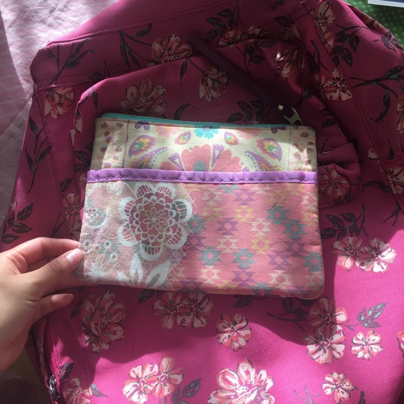 Hollister pink floral backpack - Picture 6 of 6