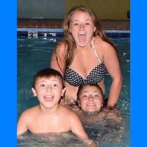 Meet your Posher, Khrystian