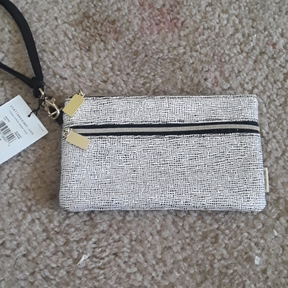 Black and White Wristlet