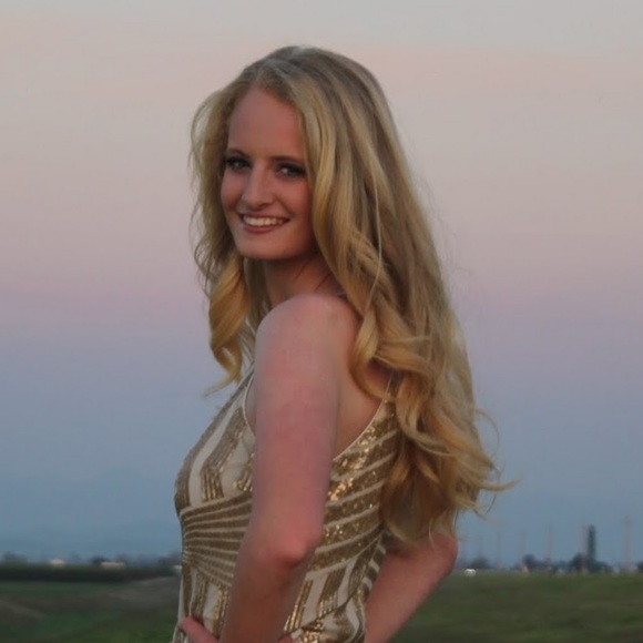 Meet your Posher, Lindsey - Picture 1 of 1