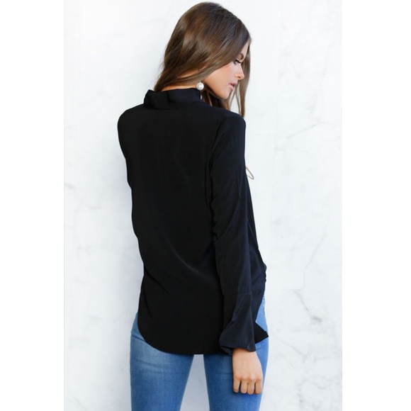 🎈SALE 🎈Elegant Pussy Bow Tie Blouse ❤️Restocked - Picture 3 of 4