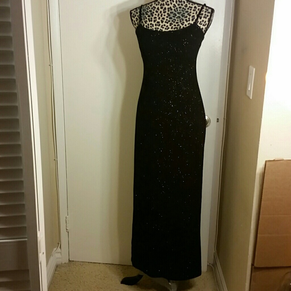 CLOSET CLEAN OUT... MAKE REASONABLE OFFERS!!!