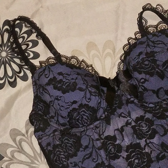 Sold - Picture 2 of 6