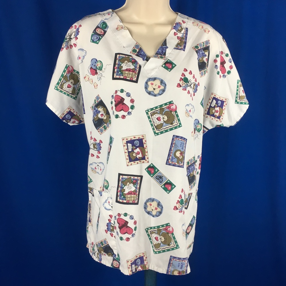 Pediatrics Aloha Teddy Bear Scrub Top Medium