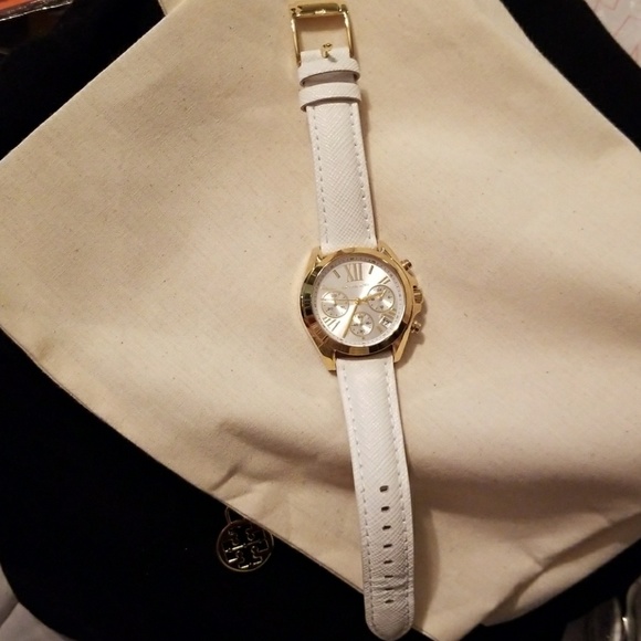 Watch - Picture 2 of 2