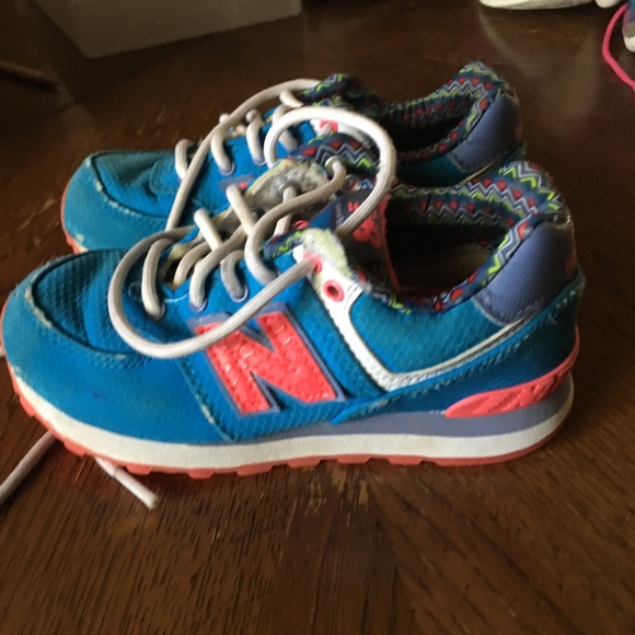 New Balance - Picture 2 of 3