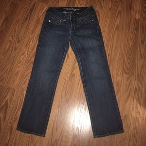 Size 0 American eagle jeans.