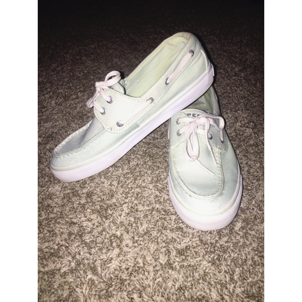 • Sperry •