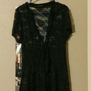 Black Crocheted lace top