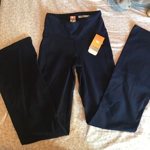 Lucy perfect core pant NWT