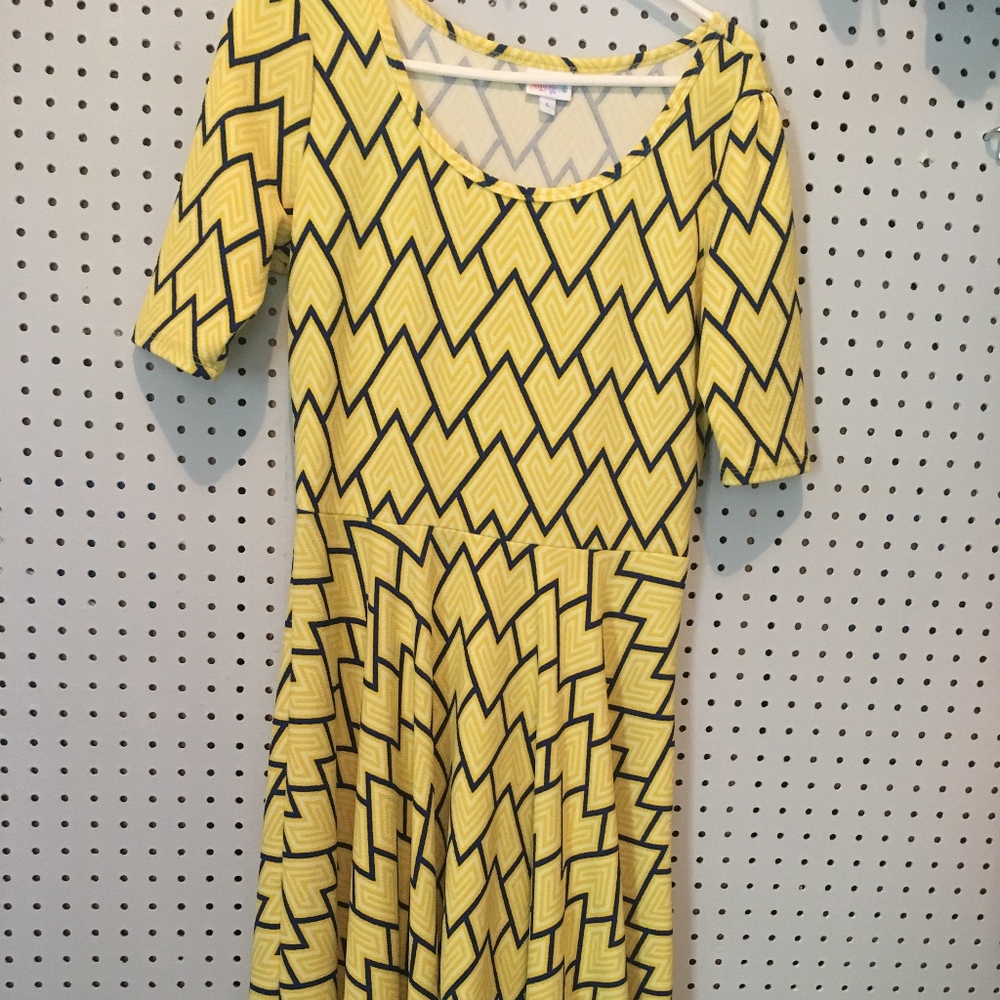 LuLaRoe Nicole Dress