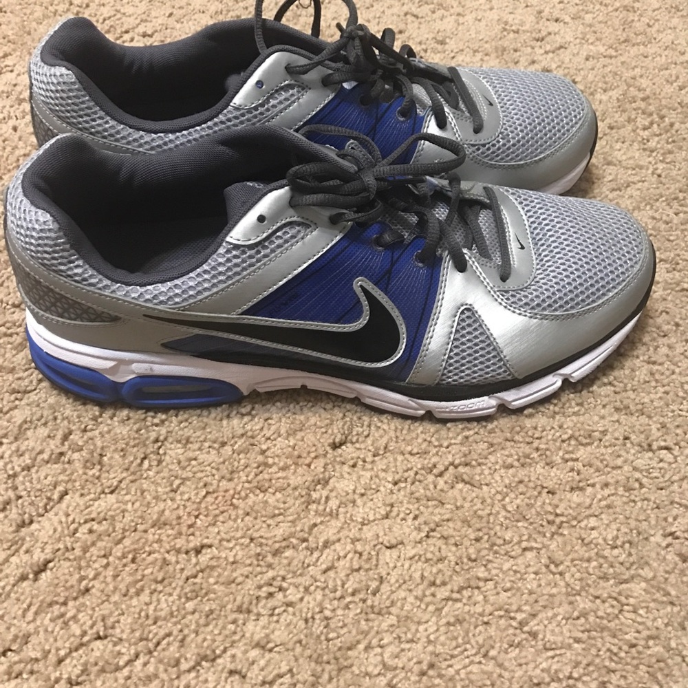 Men's Nike Moto 9