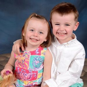 Meet your Posher, Hillary