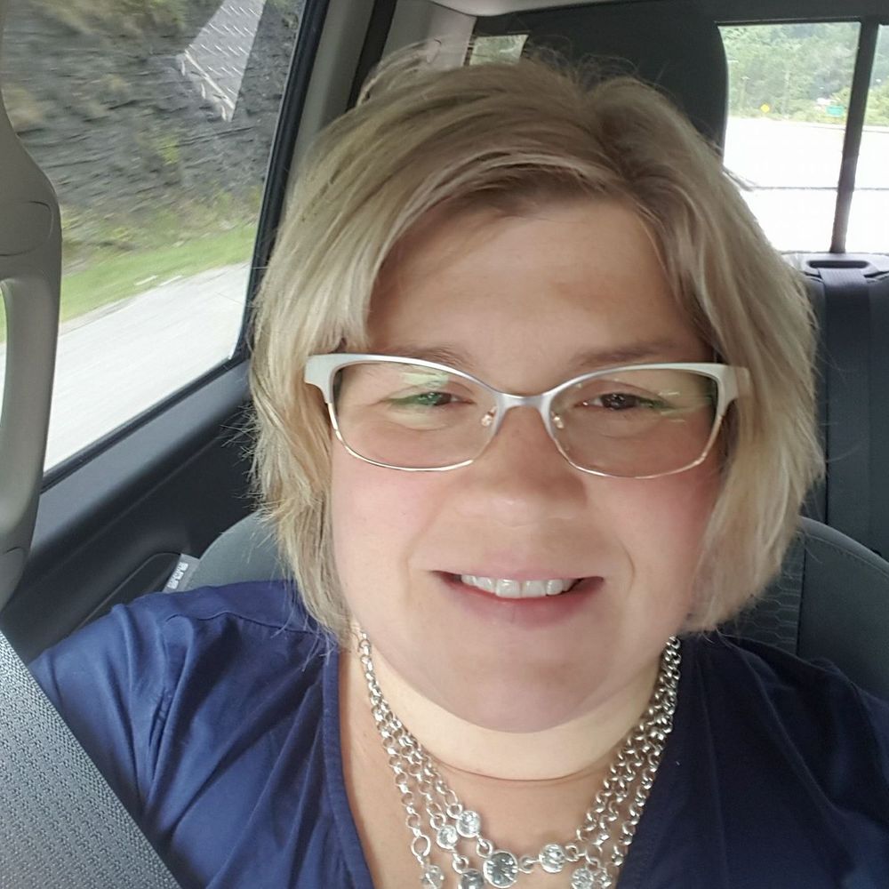 Meet your Posher, Courtney