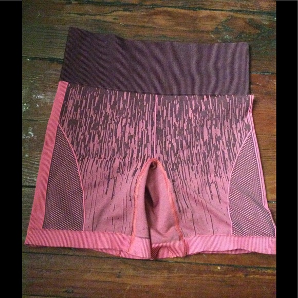 lululemon athletica Pants - Lululemon sculpt short electric coral 6