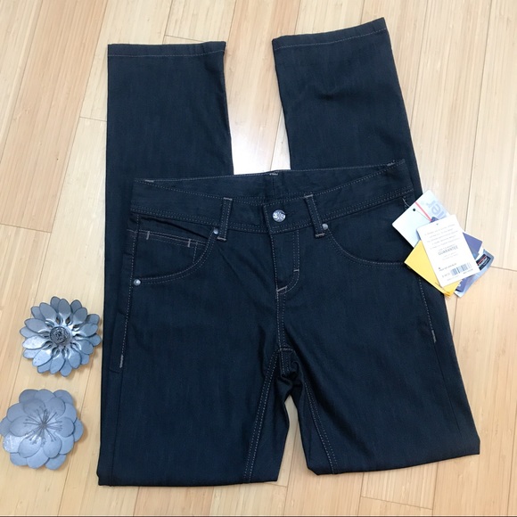 Athleta Denim - NWT! ATHLETA Frontier Jeans, straight leg, 4.