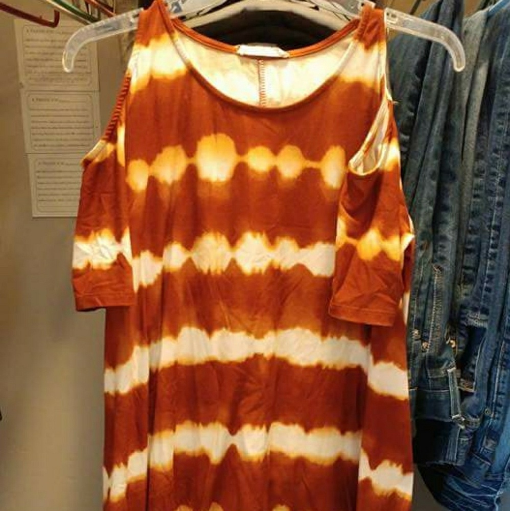 Soft Tie-Dye Cold Shoulder Dress