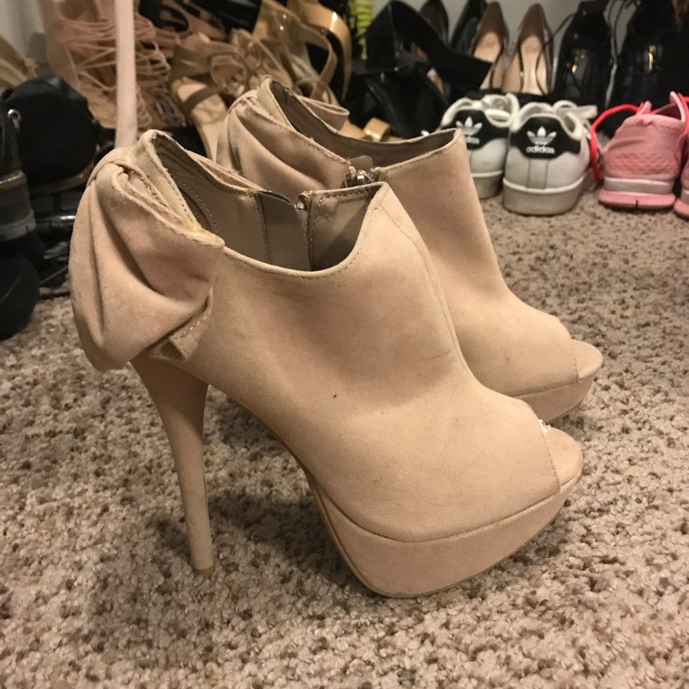 Bamboo high heeled booties