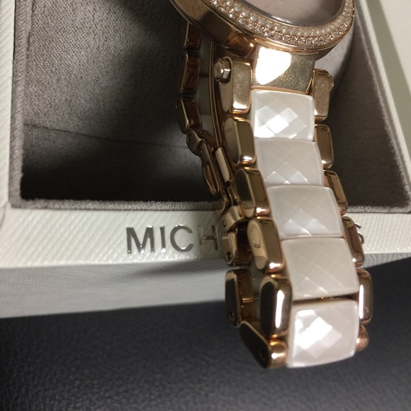 Michael kors opal rose gold watch