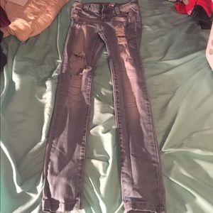 Ripped skinny jeans