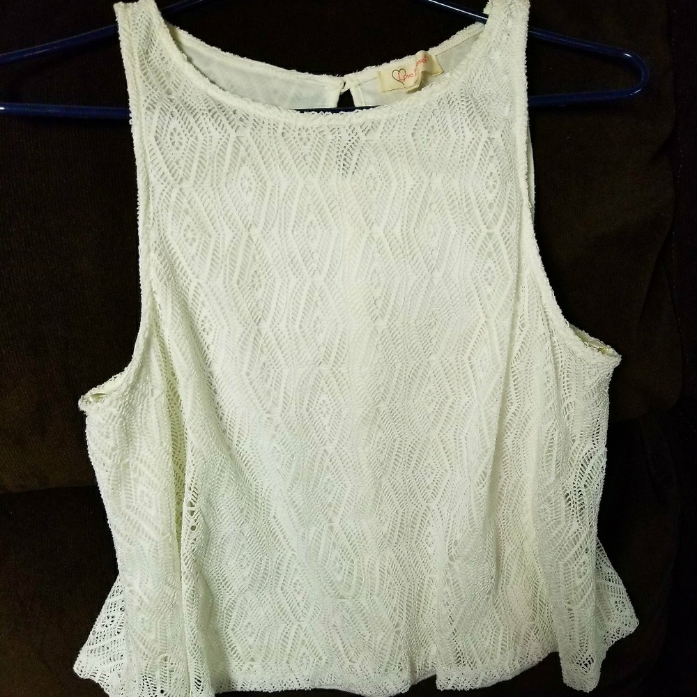 White lace crop