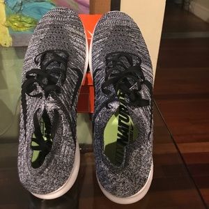 Men's Nike Flyknit size 11.5