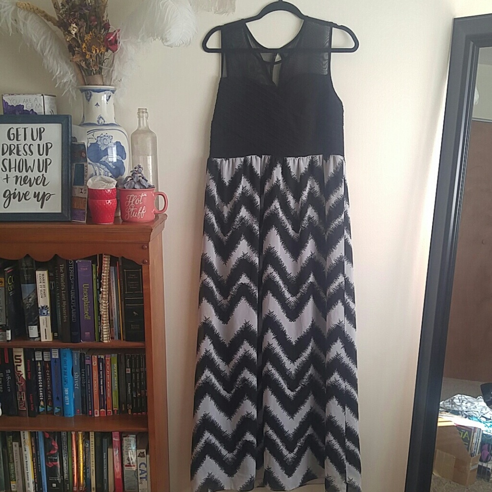 Back and white maxi dress