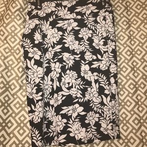 LulaRoe Cassie Pencil Skirt size XL *NWT*