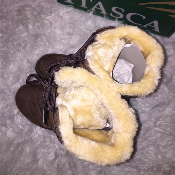 Itasca Brown "Tanya" Boots - Picture 4 of 7