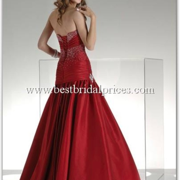 Red FLIRT by Maggie Sottero Prom Dress - Picture 3 of 6