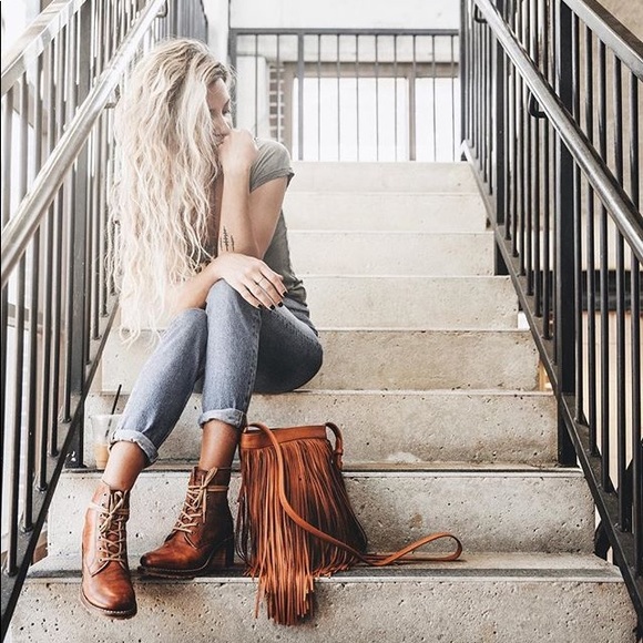 frye sabrina 6g lace up saddle