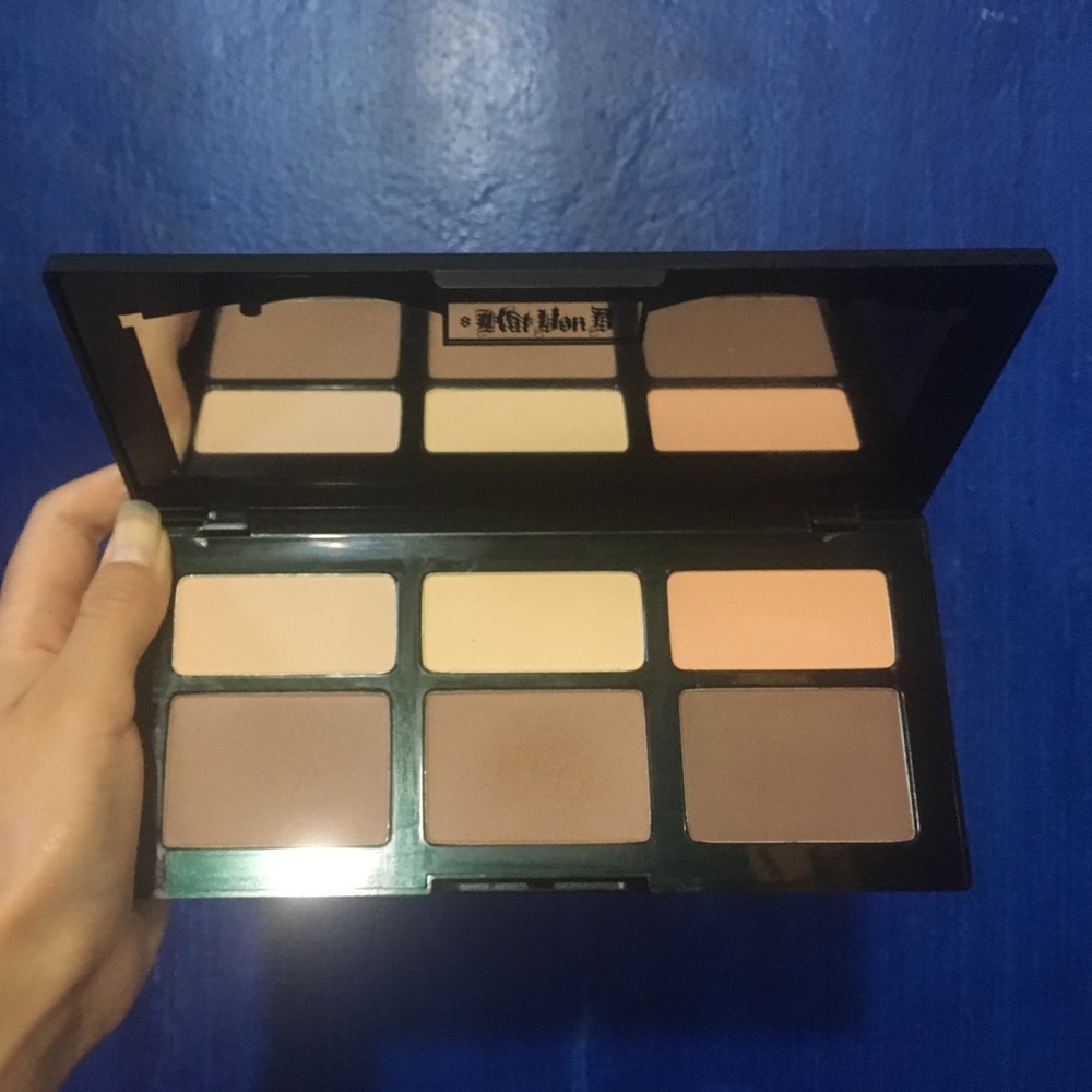 Kat Von D Shade + Light Contour Palette