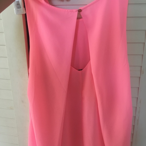 Flowy Top - Picture 2 of 3