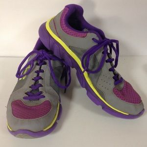 Under Armour tennis shoes sneakers