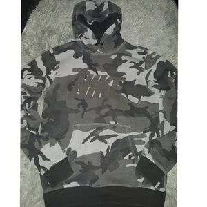 Camo nike hoodie!