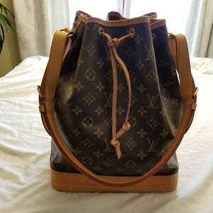 Louis Vuitton Monogram Noe Bucket Bag