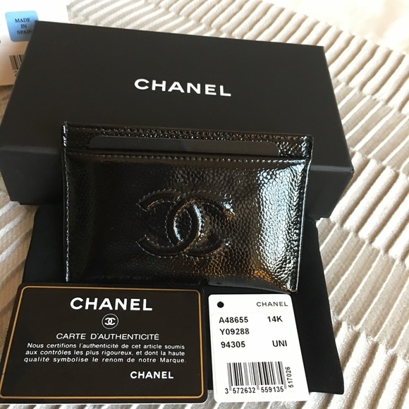 💢SOLD💢💢CHANEL CARD HOLDER - Picture 4 of 8