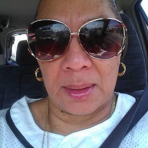 Meet your Posher, Renee