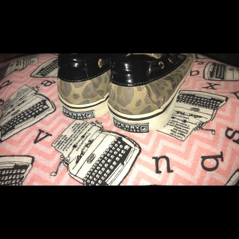 Leopard Sperry's - Picture 3 of 4