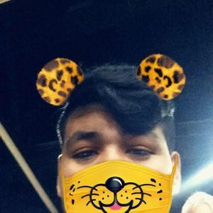 Meet your Posher, Marcos