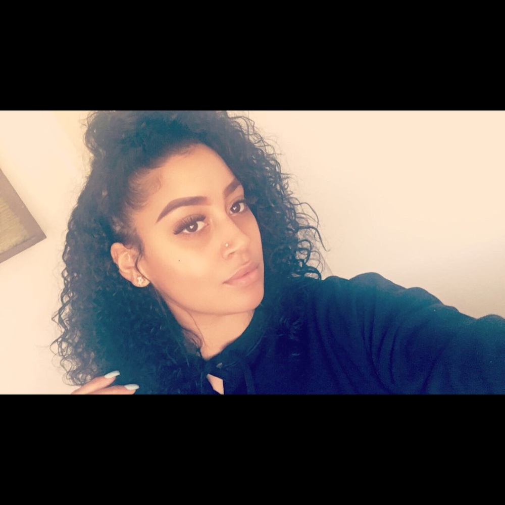 Meet your Posher, Keara