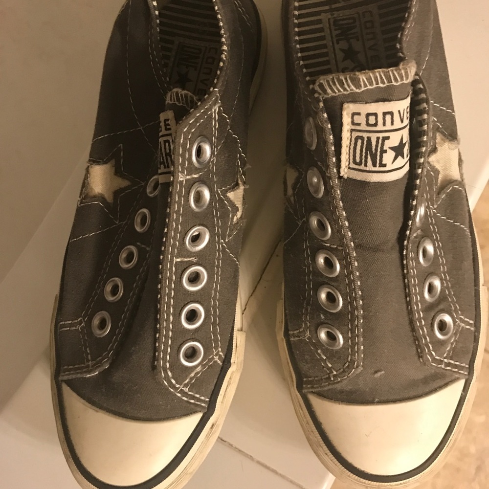 Converse all star no lace style/slip on comfort
