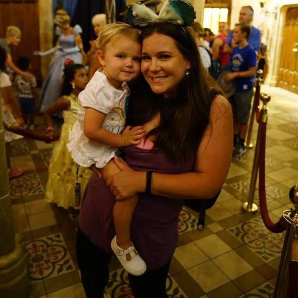 Meet your Posher, Angela