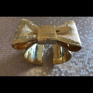 Kate Spade large gold bow cuff bracelet