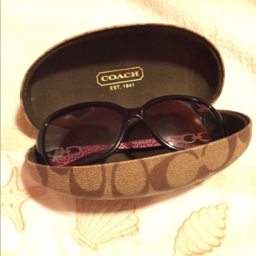 Black coach sunglasses.